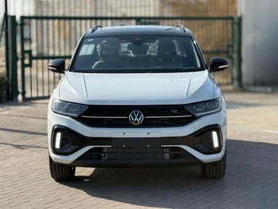 2025 Volkswagen T ROC 300TSI Black Edition 1.5L 4 Cylinder Engine Petrol White Black