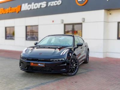 2024 Zeekr 001 Flagship AWD Black White SUV Electric Car 550 - 650 KM GCC Specs