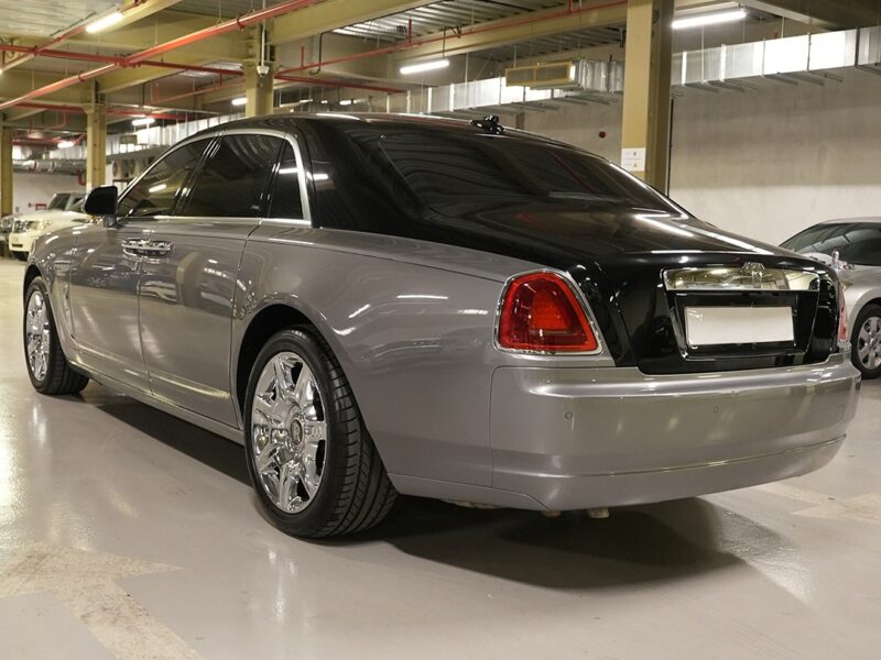 2013 Rolls-Royce Ghost 6.6L V12 Engine Grey Beige Luxury Sedan