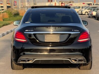 2017 Mercedes-Benz C63S AMG 4.0 Liters V8 Engine Black Red Sedan RWD