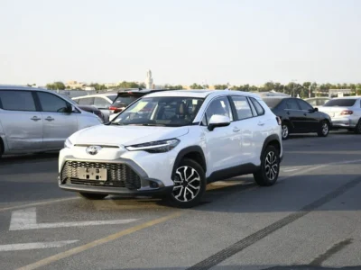 2025 Toyota Frontlander 2.0L Hybrid 4 Cylinder Engine White Black SUV