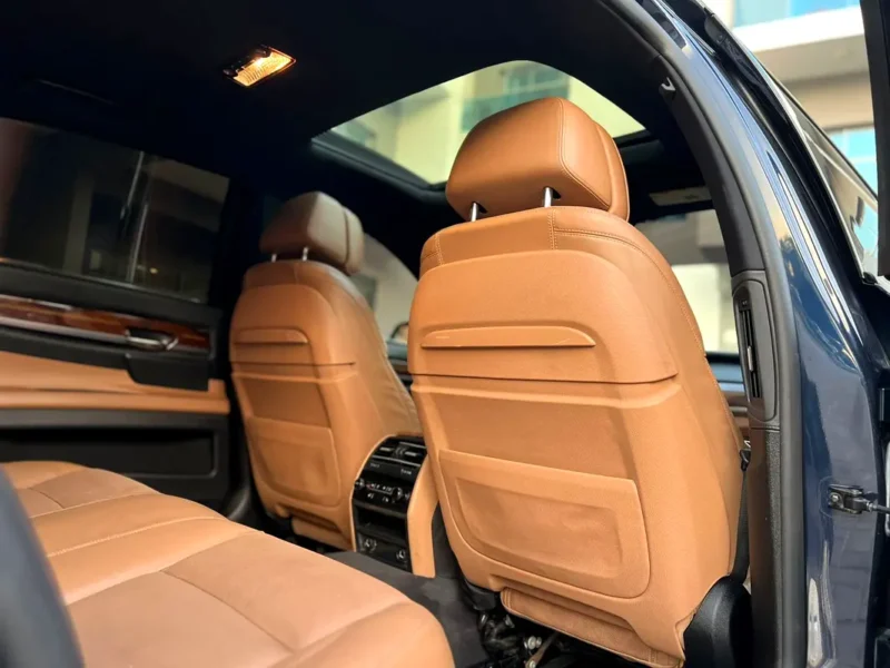 2014 BMW 7-Series 750i Exclusive 8 Cylinders Engine Blue Tan Sedan
