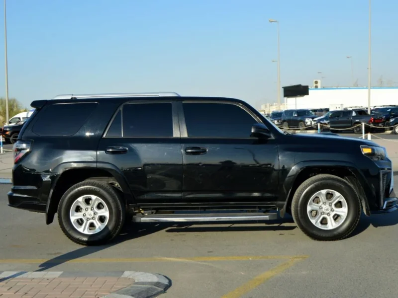 2018 Toyota 4Runner 4.0 Liters V6 Petrol Engine Black Grey SUV AWD