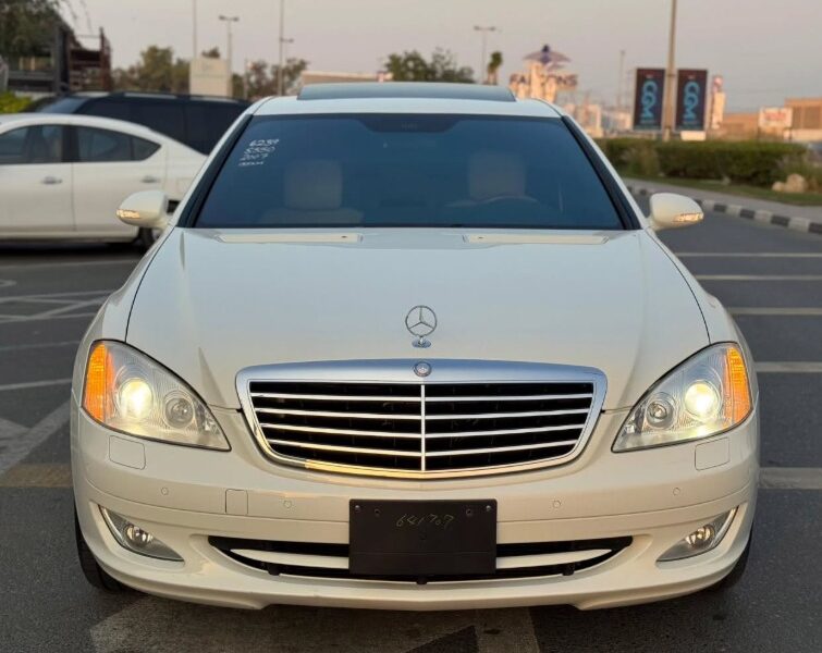 2007 Mercedes-Benz S550 5.5 Liters 8 Cylinders Engine White Beige Sedan RWD