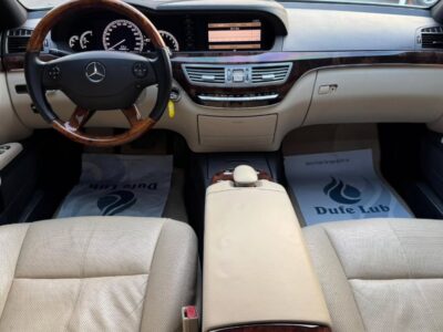 2007 Mercedes-Benz S550 5.5 Liters 8 Cylinders Engine White Beige Sedan RWD