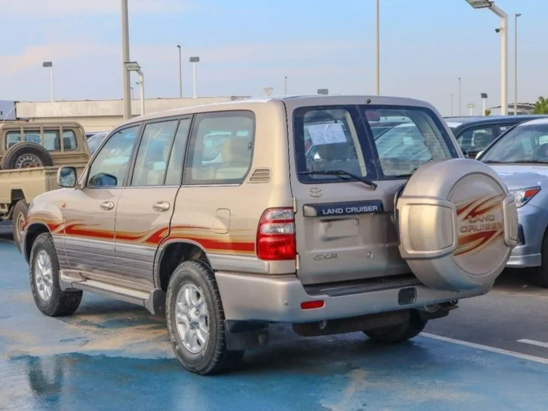 2005 TOYOTA LAND CRUISER GXR 2005 4.5L MANUAL Transmission Gold Beige SUV