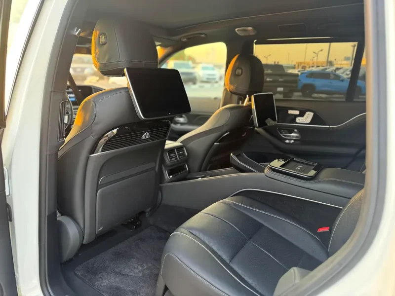 2023 Mercedes-Maybach GLS-Class GLS 600 12 Cylinders Engine White Black SUV