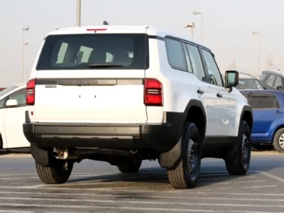 2025 Toyota Prado Other 4 Cylinders Engine White Grey SUV GCC Specs