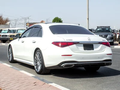 2022 Mercedes-Benz S-Class S 580 4Matic 8 Cylinders Engine White Black Sedan
