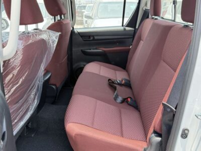 Toyota Hilux Toyota Hilux 2.4L 4 Cylinder Engine Diesel AT 2025 White Red SUV