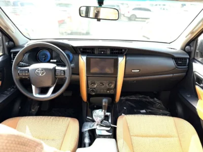 2026 Toyota Fortuner 2.7L V4 Cylinder PETROL Engine Black Tan SUV GCC Specs