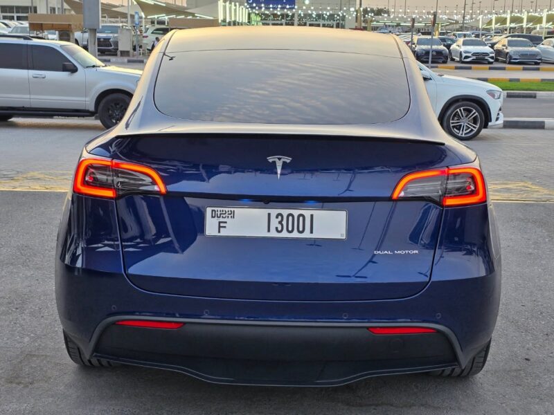 2022 Tesla Model Y Long Range Fully Electric AWD SUV Blue Black GCC