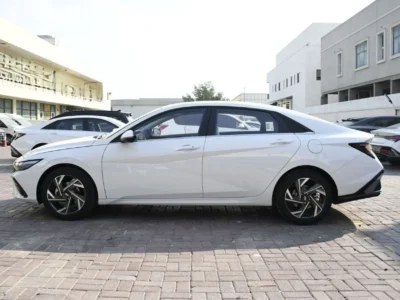 2025 Hyundai Elantra 1.5 Liters 4 Cylinders Petrol Engine White Black Sedan