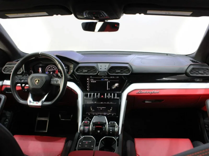 2021 Lamborghini Urus 4.0 Liter Twin-Turbocharged V8 Engine White Red SUV