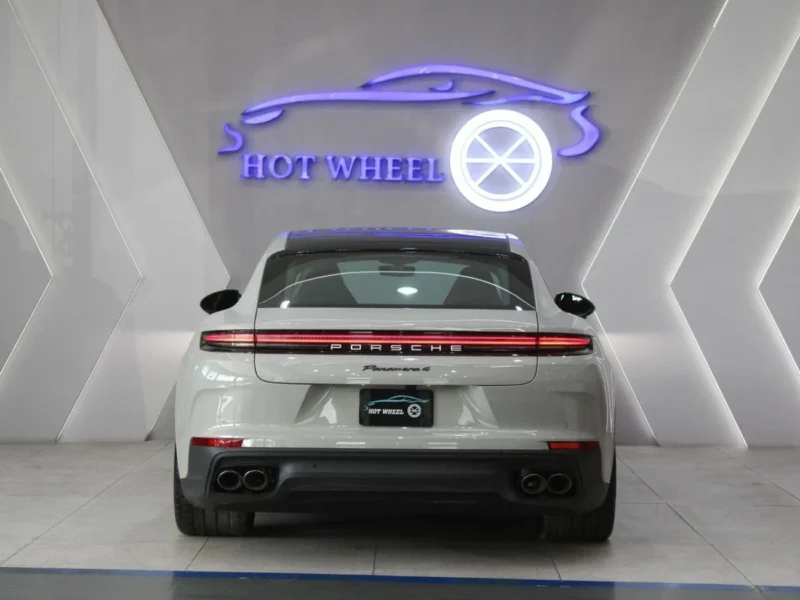 2025 Porsche PANAMERA 4 2.9-liter twin-turbocharged V6 Engine Grey Red Sedan