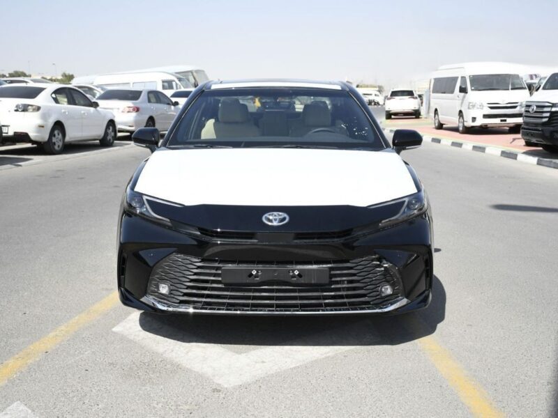 2025 Toyota Camry LE 2.5L V4 Engine Hybrid Car Black Beige Sedan GCC Specs