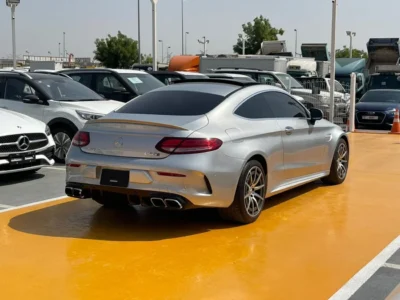 2020 Mercedes Benz C63 S AMG 4 Liters V8 TWIN TURBO Grey Black Coupe