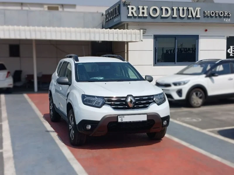2025 Renault Duster Renault Duster 1.6L Petrol GCC Full option White Grey SUV