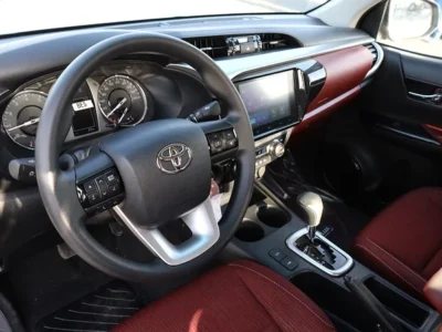 2025 Toyota Hilux SR5 4 Cylinders Engine White Red Pick Up GCC Specs