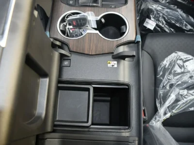 2025 Toyota Land Cruiser 4.0L 6 Cylinders Engine High AT Petrol White Black SUV