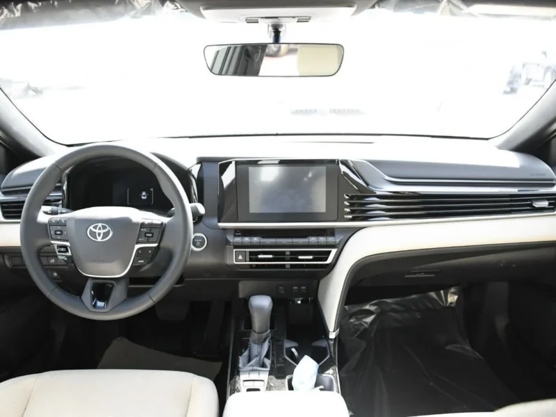 2025 Toyota Camry LE 2.5L V4 Engine Hybrid Car Black Beige Sedan GCC Specs