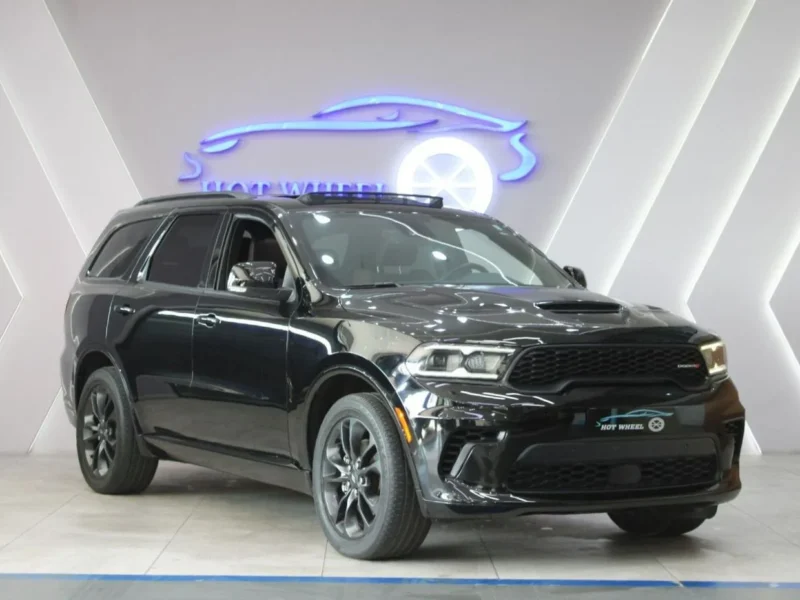 2024 Dodge Durango R/T 5.7 Liter HEMI V8 Cylinder Engine Black Brown SUV AWD