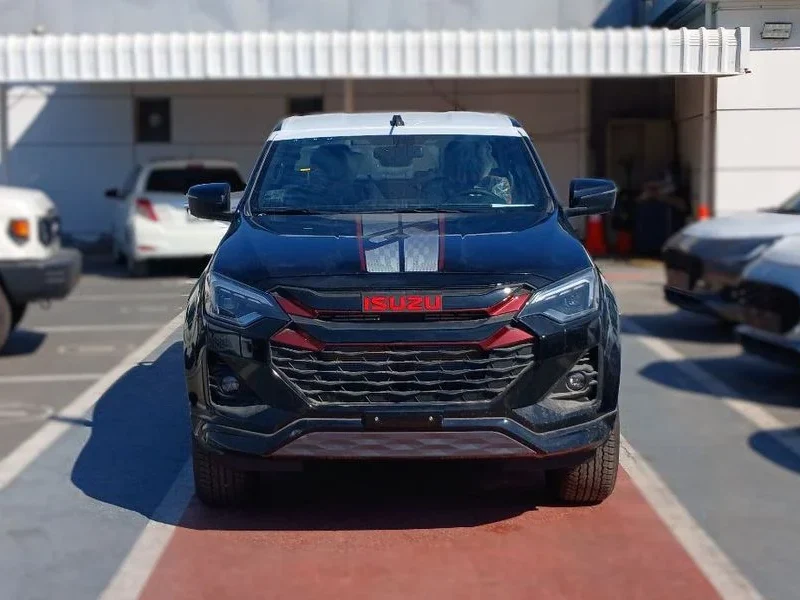 2025 Isuzu D-Max 3.0L 4 Cylinders Engine Crew Cab 4WD LS A/T GT Black Truck