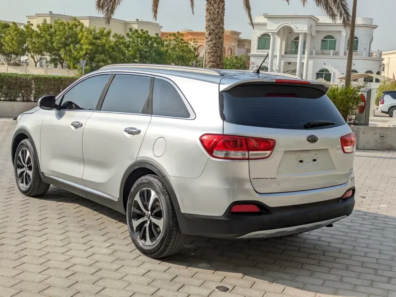 2016 Kia Sorento Eco 4 Cylinders Engine Silver Grey SUV GCC Specs