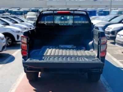 2025 Isuzu D-Max 3.0L 4 Cylinders Engine Crew Cab 4WD LS A/T GT Black Truck