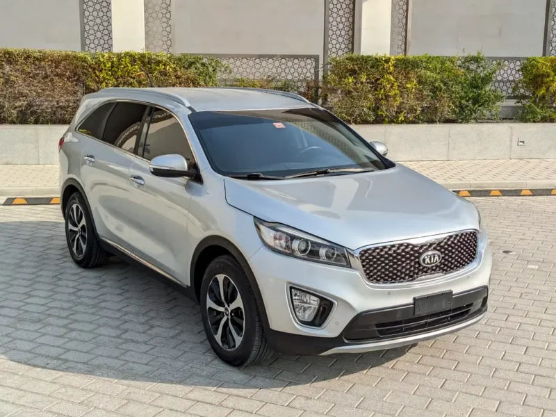 2016 Kia Sorento Eco 4 Cylinders Engine Silver Grey SUV GCC Specs