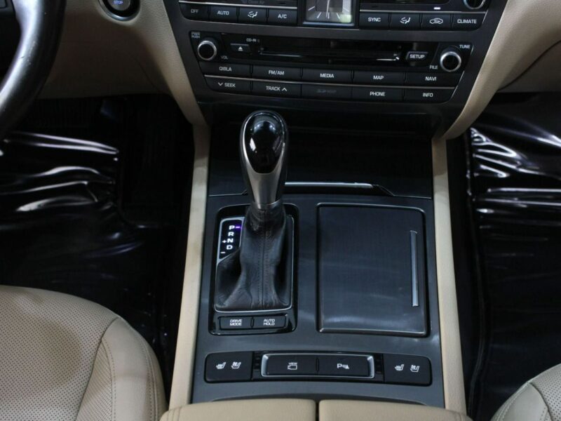 2016 Hyundai Genesis Platinum 3.8L V6 Cylinder Engine White Tan Sedan GCC Specs
