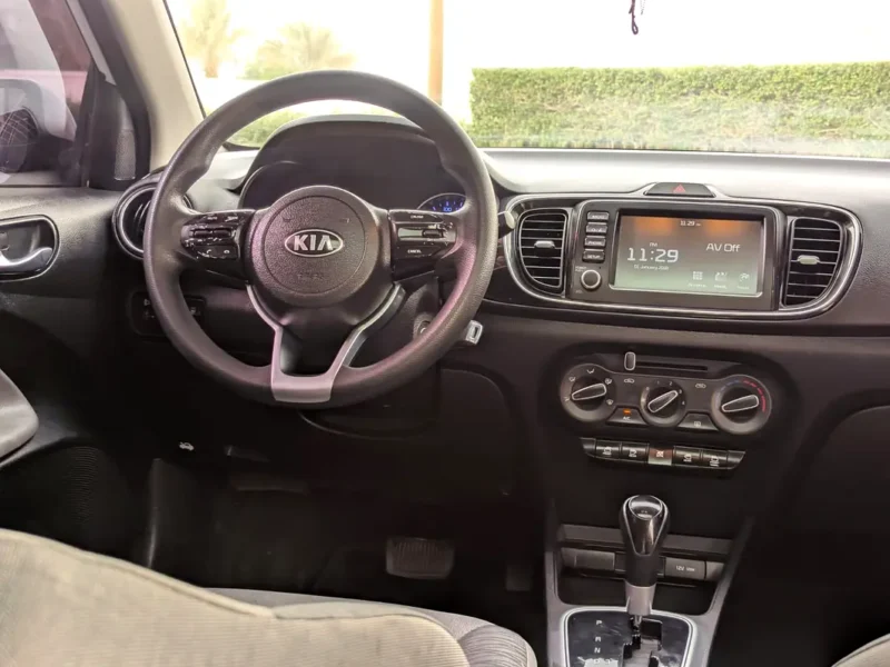 2020 Kia Pegas MPI Top 4 Cylinders Engine White Grey Sedan GCC Specs