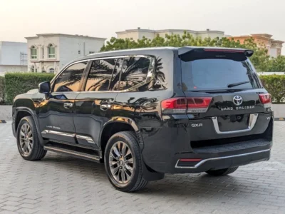 2014 Toyota Land Cruiser GXR MID 4 Cylinder Engine Black Brown SUV GCC Specs