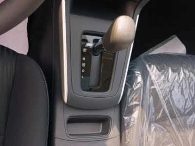 2025 Nissan Sylphy 1.6 Liters 4 Cylinders Petrol Engine White Black Sedan