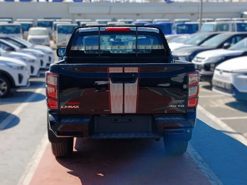 2025 Isuzu D-Max 3.0L 4 Cylinders Engine Crew Cab 4WD LS A/T GT Black Truck
