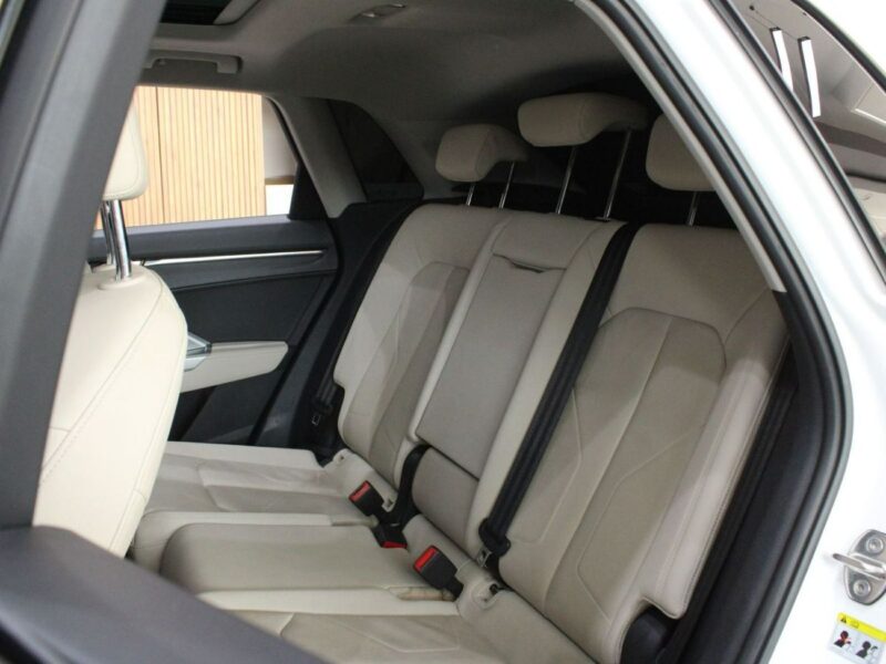 2023 Audi Q3 40 TFSI - S Line 2.0-liter Turbocharged V4 Cylinder Engine White Beige SUV