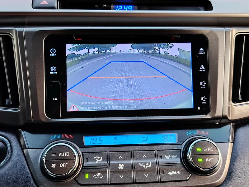 2015 Toyota Rav 4 Exclusive 4 Cylinders Petrol Engine White Black SUV