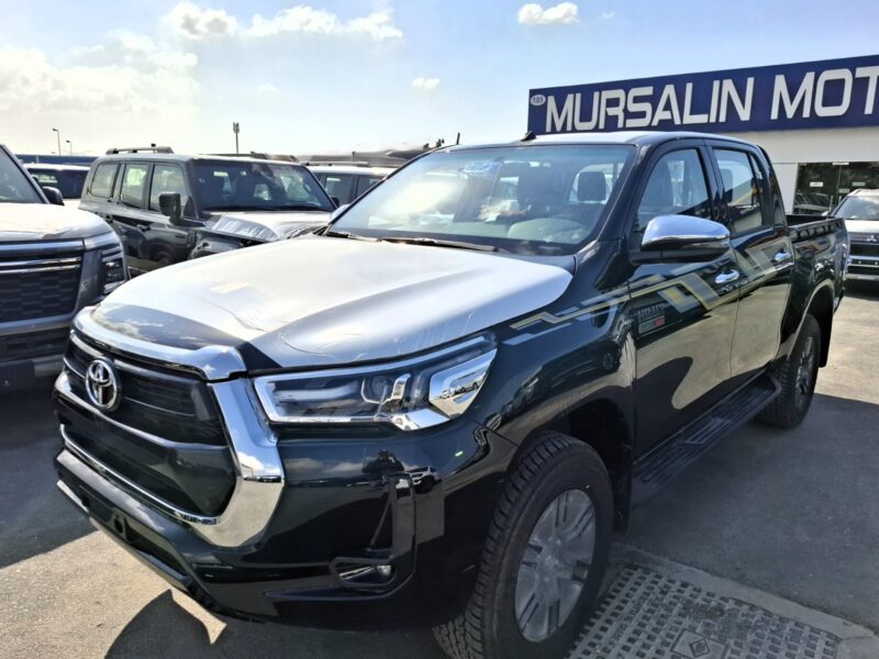 2025 Toyota Hilux 2.4L Turbo 4 Cylinder AT DC Black Red Truck Diesel