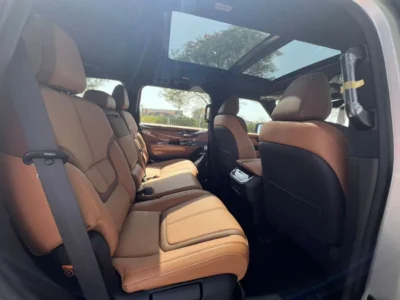 2025 Nissan Patrol LE Titanium 3.5L V6 Twin Turbo Silver Tan SUV GCC Specs