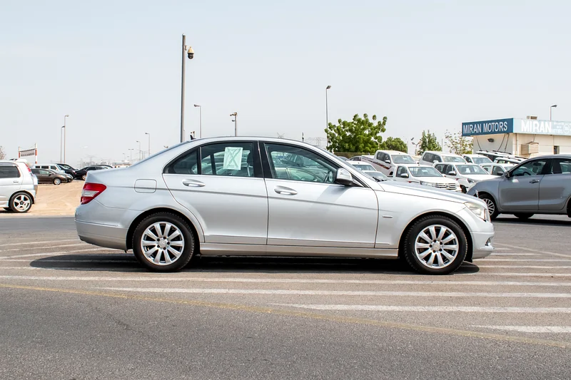 2008 Mercedes-Benz C-Class C250 6 Cylinders Engine Silver Black Sedan Clean Car