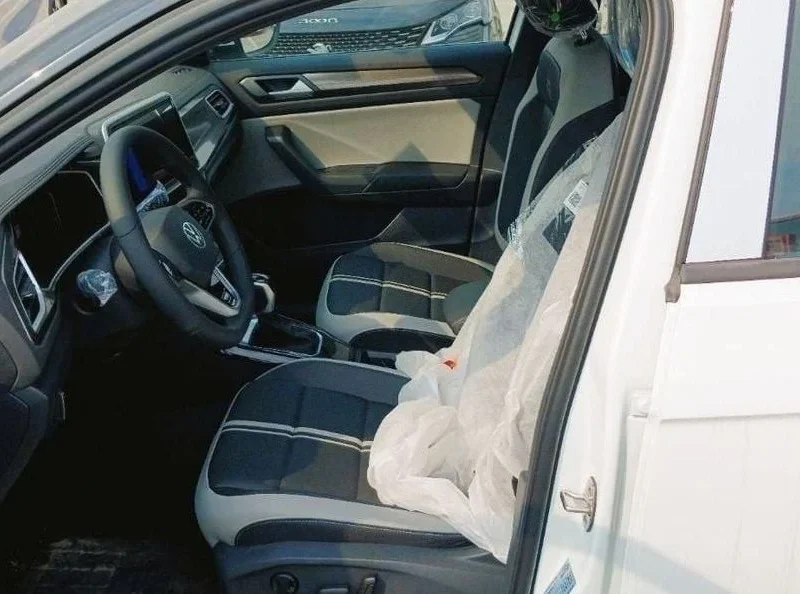 Volkswagen T ROC 1.5L 4 Cylinders Engine Petrol 2025 White Black Hatchback