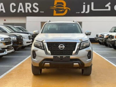 2024 Nissan Navara G Double Cab 2.5L 4 Cylinders Engine 4WD M/T Silver Black