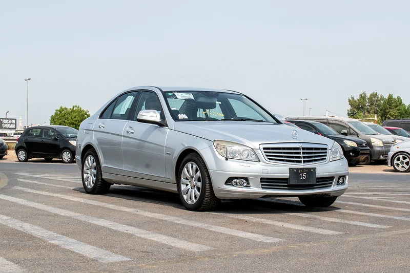 2008 Mercedes-Benz C-Class C250 6 Cylinders Engine Silver Black Sedan Clean Car