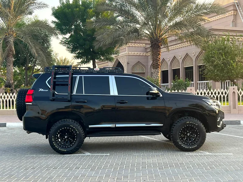 2010 Toyota Prado Tx-l MID 6 Cylinders Petrol Engine Black SUV GCC Specs