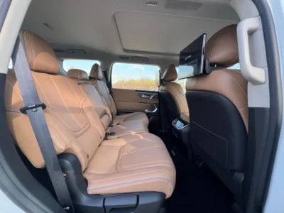 2025 Infiniti QX80 Sensory 3.5L Twin-Turbo V6 Engine White Tan SUV GCC Specs