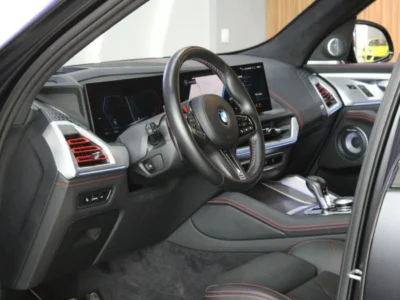 2024 BMW XM M-POWER HYBRID 4.4L twin-turbo V8 Engine Grey Black SUV