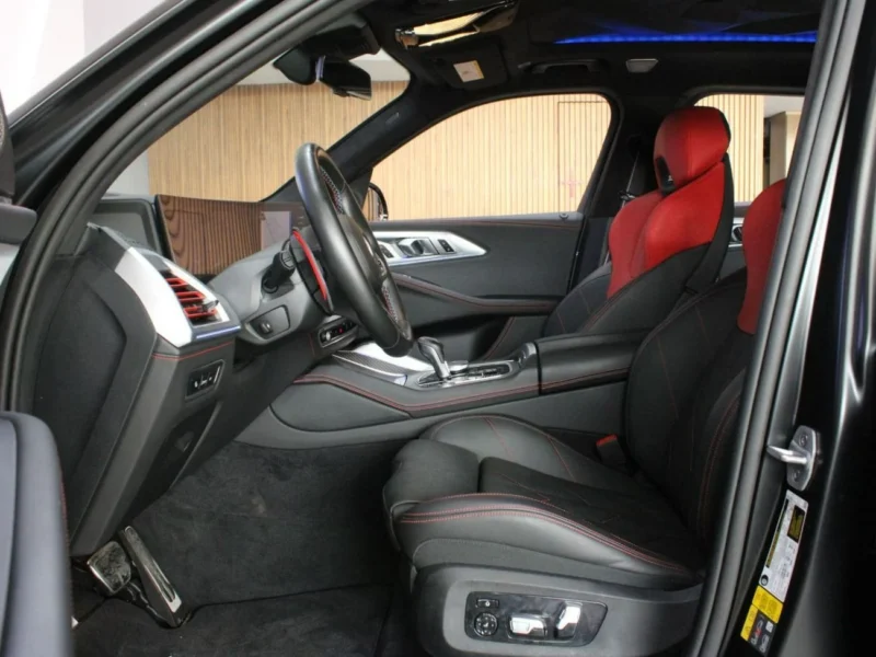 2024 BMW XM M-POWER HYBRID 4.4L twin-turbo V8 Engine Grey Black SUV