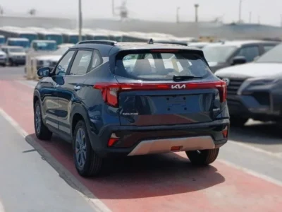 2024 Kia Seltos 1.5 Liter 4 Cylinders Petrol Engine Grey Black SUV