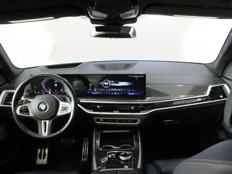 2024 BMW X7 xDriveM60i 4.4L twin-turbo V8 Engine Grey Black SUV