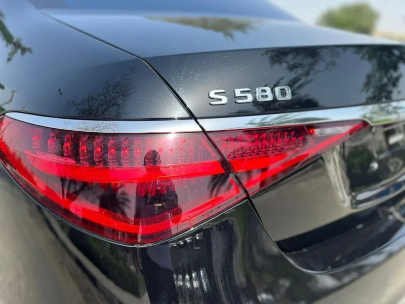 2023 Mercedes-Benz S 580 8 Cylinders Engine Black Beige Sedan AWD